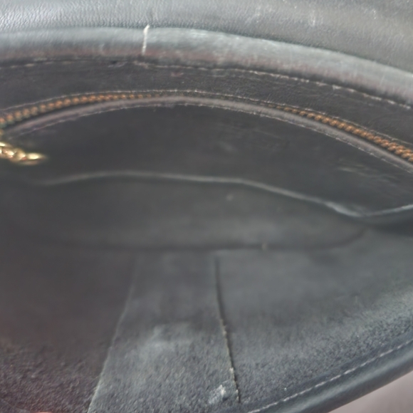 Vintage leather Coach *9801 - Picture 6 of 11